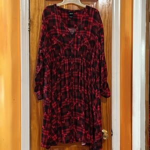Disney’s Mickey Mouse Plaid V-neck Babydoll Fit And Flare Plus Size Dress Size 2
